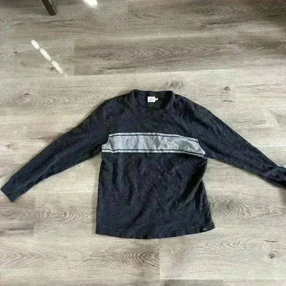 Faherty Cozy Sweater Size Medium - Picture 3 of 5